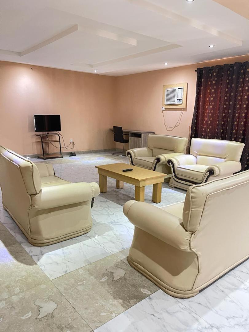 Citilodge Hotel & Conference Centre Newly Renovated 阿布贾 外观 照片