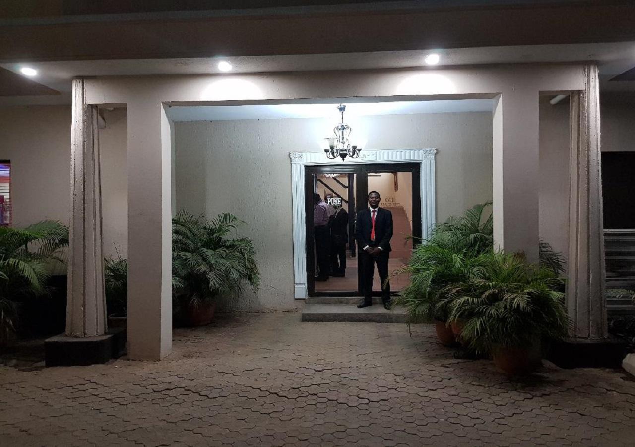 Citilodge Hotel & Conference Centre Newly Renovated 阿布贾 外观 照片